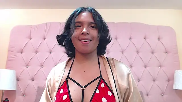 Snapshot of Emmaa_Lexx chatting on 05/18/26, 06:03 Emmaa Lexx online show from 05/18/26, 06:03