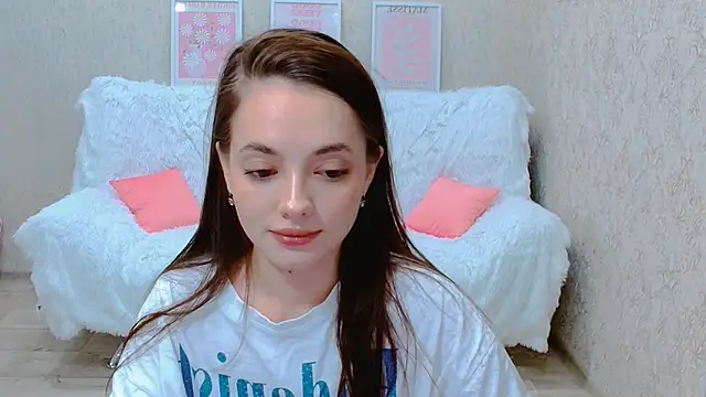 Snapshot of SiennaMia chatting on 06/13/26, 02:26 SiennaMia online show from 06/13/26, 02:26