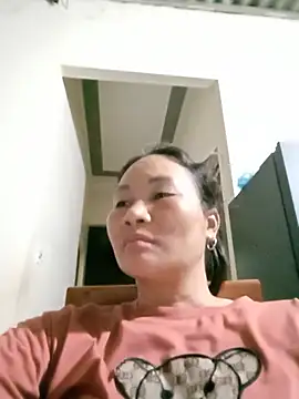 Snapshot of BlueGirlyeah chatting on 07/04/26, 01:06 BlueGirlyeah online show from 07/04/26, 01:06