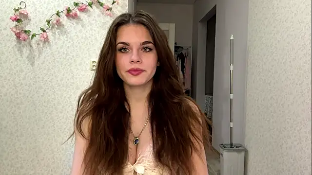 JeniceSourwine online show from 06/19/26, 07:17