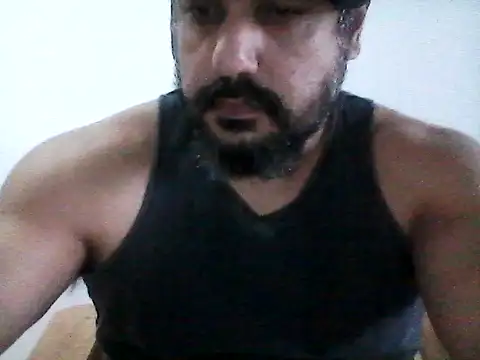 Snapshot of stallony chatting on 06/24/26, 01:32 stallony online show from 06/24/26, 01:32