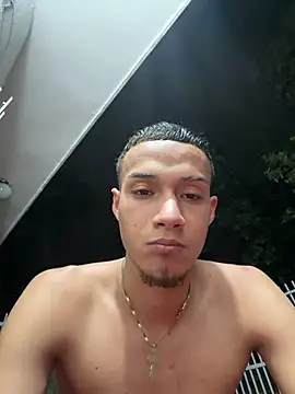 Snapshot of friends_lust_latin chatting on 07/15/26, 11:54 friends lust latin online show from 07/15/26, 11:54