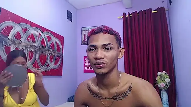 Snapshot of black_twinks chatting on 06/17/26, 02:25 black twinks online show from 06/17/26, 02:25