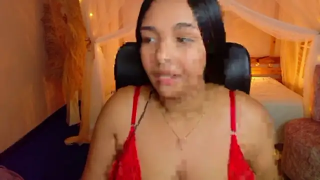 Snapshot of leoneriss chatting on 06/28/26, 04:51 leoneriss online show from 06/28/26, 04:51