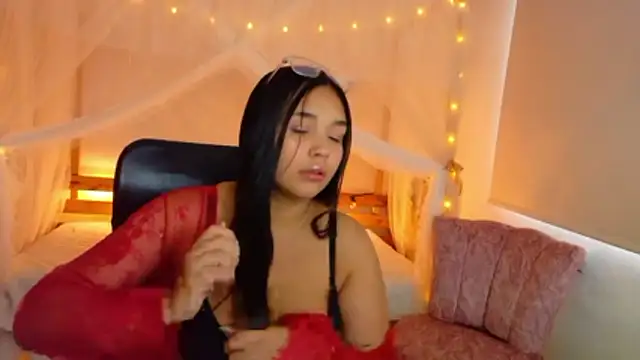 Snapshot of leoneriss chatting on 07/11/26, 07:27 leoneriss online show from 07/11/26, 07:27