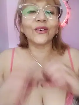vitaminafranccesca online show from 06/06/26, 04:23