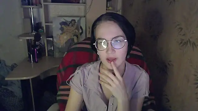 Snapshot of Alessa_Kiss chatting on 05/28/26, 05:21 Alessa Kiss online show from 05/28/26, 05:21
