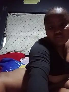 ChubbyMidgetxxx19 online show from 05/23/26, 03:27