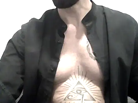 Alessandromagno8 online show from 05/19/26, 06:36