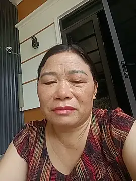 Snapshot of -Lytina- chatting on 05/30/26, 12:52 -Lytina- online show from 05/30/26, 12:52