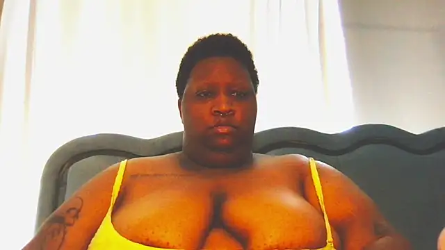 xxmoniquestarrxx online show from 05/07/26, 01:27