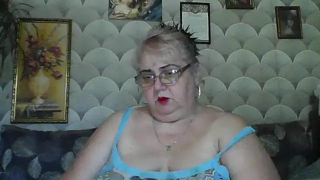 Snapshot of MarinaFarina53 chatting on 07/02/26, 06:08 MarinaFarina53 online show from 07/02/26, 06:08