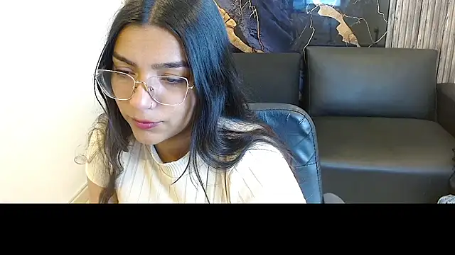 Snapshot of eva_luna2020 chatting on 05/20/26, 01:39 eva luna2020 online show from 05/20/26, 01:39