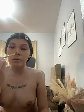 DanikaLovve online show from 05/24/26, 03:17