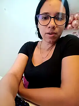 alanahot94 online show from 05/08/26, 12:16