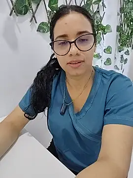 Snapshot of alanahot94 chatting on 07/08/26, 03:49 alanahot94 online show from 07/08/26, 03:49