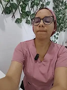 Snapshot of alanahot94 chatting on 07/10/26, 04:20 alanahot94 online show from 07/10/26, 04:20