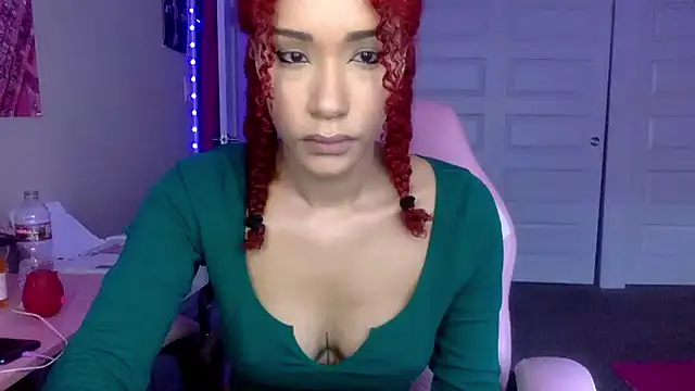 Snapshot of Jenna_Beck chatting on 05/08/26, 12:05 Jenna Beck online show from 05/08/26, 12:05