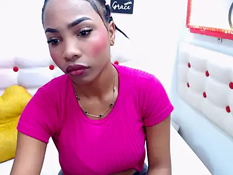 whitneynaugthyxxxx online show from 06/12/26, 04:17