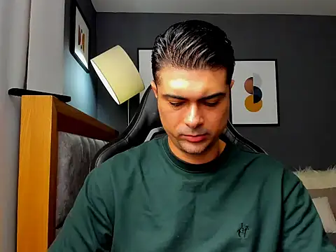 Snapshot of ZEI-001 chatting on 06/01/26, 03:41 ZEI-001 online show from 06/01/26, 03:41