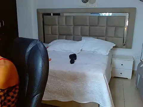 samantaxxox online show from 05/09/26, 10:20