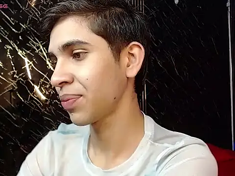 Snapshot of joshua_saenz_ chatting on 06/01/26, 11:06 joshua saenz online show from 06/01/26, 11:06