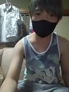 Snapshot of kazupan22 chatting on 05/18/26, 12:33 kazupan22 online show from 05/18/26, 12:33