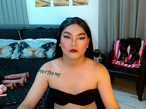 RoyalSeductress online show from 05/12/26, 09:28