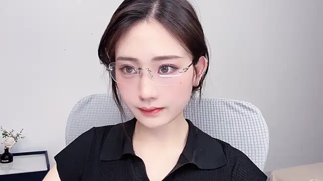 Snapshot of _222Mia chatting on 05/20/26, 01:56 222Mia online show from 05/20/26, 01:56