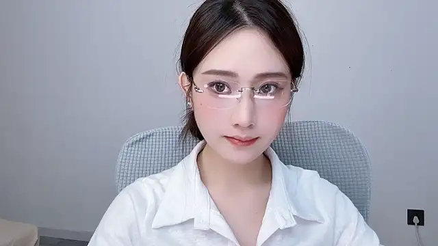 Snapshot of _222Mia chatting on 06/04/26, 02:17 222Mia online show from 06/04/26, 02:17