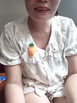 Snapshot of -Trici- chatting on 06/22/26, 03:25 -Trici- online show from 06/22/26, 03:25