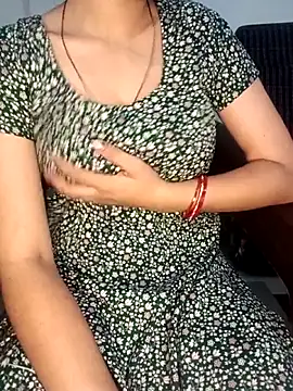 Snapshot of Sakshi_Bhabhi chatting on 05/09/26, 04:56 Sakshi Bhabhi online show from 05/09/26, 04:56