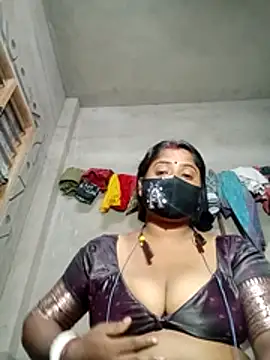 Miss-poly online show from 06/13/26, 04:16