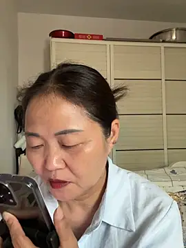 Snapshot of hannzn chatting on 05/22/26, 12:40 hannzn online show from 05/22/26, 12:40