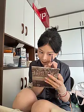 cuteluky18 online show from 05/16/26, 08:44