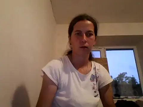 Snapshot of DanicaFey chatting on 07/04/26, 06:14 DanicaFey online show from 07/04/26, 06:14