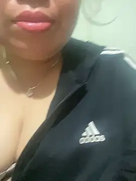 JucyLy online show from 05/09/26, 10:42