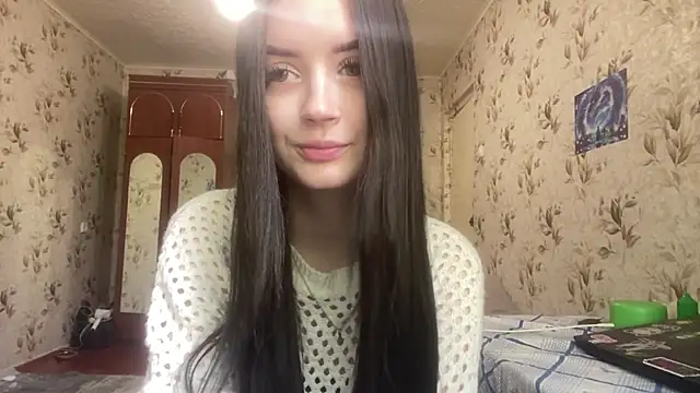Snapshot of MilanaLush chatting on 05/10/26, 10:20 MilanaLush online show from 05/10/26, 10:20