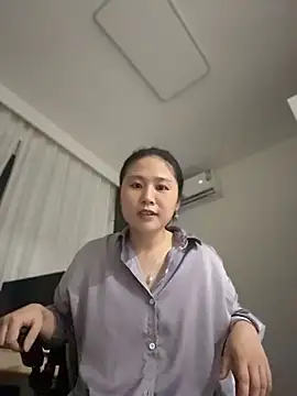 Iridessa- online show from 06/25/26, 05:17