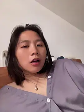Iridessa- online show from 06/27/26, 12:22