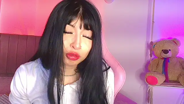 Snapshot of mia_gyutarouwu chatting on 06/18/26, 12:09 mia gyutarouwu online show from 06/18/26, 12:09