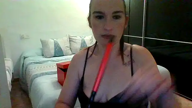 Snapshot of aurasensual69 chatting on 05/11/26, 11:13 aurasensual69 online show from 05/11/26, 11:13