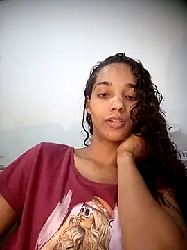 Snapshot of morenaindia26 chatting on 06/19/26, 04:39 morenaindia26 online show from 06/19/26, 04:39
