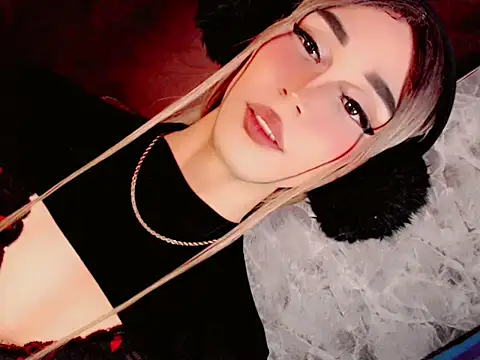 Snapshot of Megaan_Dolll chatting on 06/10/26, 06:56 Megaan Dolll online show from 06/10/26, 06:56