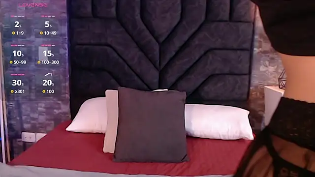 Snapshot of Mily_Fg chatting on 06/23/26, 03:04 Mily Fg online show from 06/23/26, 03:04