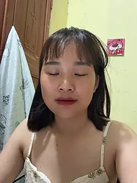 Lili 019 online show from 05/11/26, 02:56