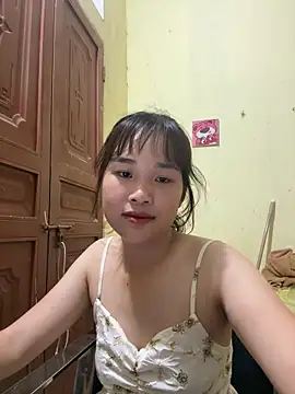 Lili 019 online show from 05/13/26, 02:47