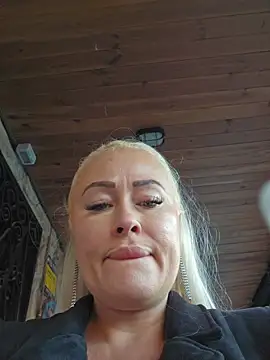 MILFBARBY online show from 09/22/25, 06:59