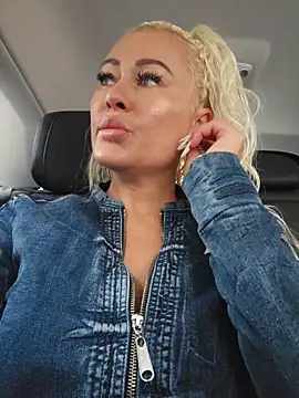 MILFBARBY online show from 09/30/25, 07:13