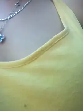 linhbaby01 online show from 05/26/26, 12:28